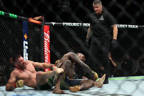 ufc live results|UFC 305: Dricus du Plessis defends middleweight title with wild .